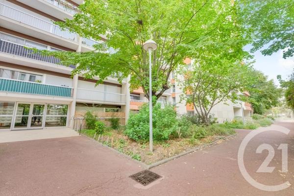 Appartement F4 à vendre  4 pièces - 86,10 m 2   PARIS  - 75013