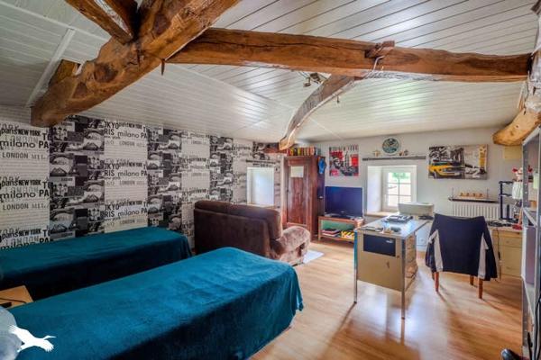 Maison 187 424 € Montjean 6 p 179 m² DPE E