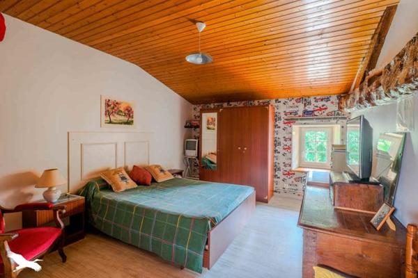 Maison 187 424 € Montjean 6 p 179 m² DPE E