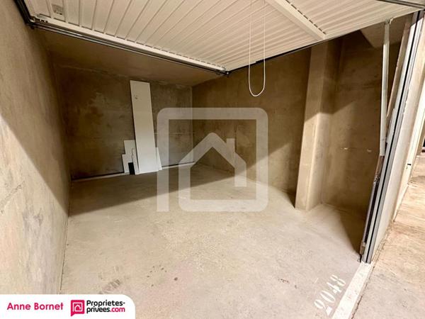 Garage sécurisé adapté PMR 16.50 m2