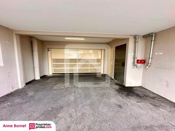 Garage sécurisé adapté PMR 16.50 m2