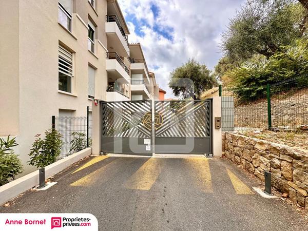 Garage sécurisé adapté PMR 16.50 m2