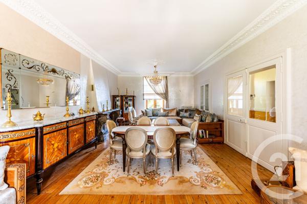 Maison à vendre  12 pièces - 275 m2 LAVAL - 53