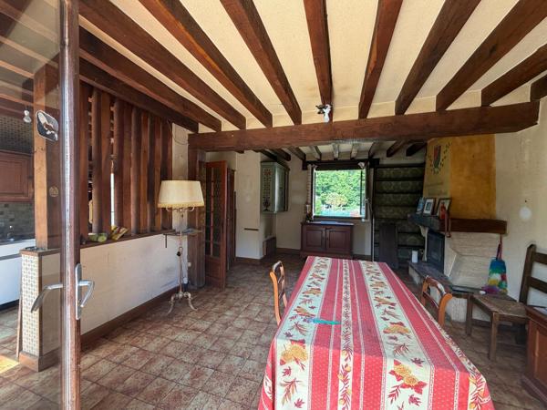 BOIS DU FAY- SUPERBE MAISON DE 80m2- SOUS SOL TOTAL- TERRAIN DE 995 m2