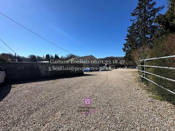 LILLEBONNE - Pizzéria Restaurant Bar Licence IV - 165 m² - 352.640