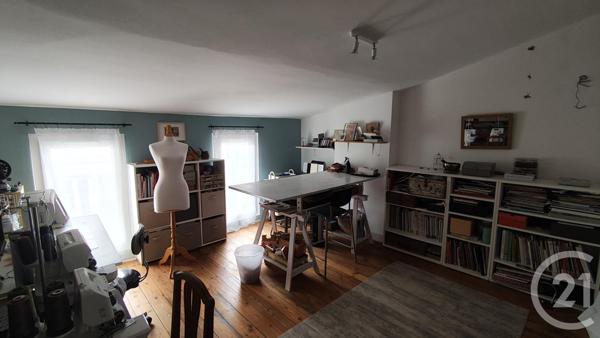 Maison à vendre  6 pièces - 147,05 m2 SAINTES - 17