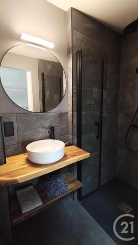 Maison à vendre  6 pièces - 147,05 m2 SAINTES - 17