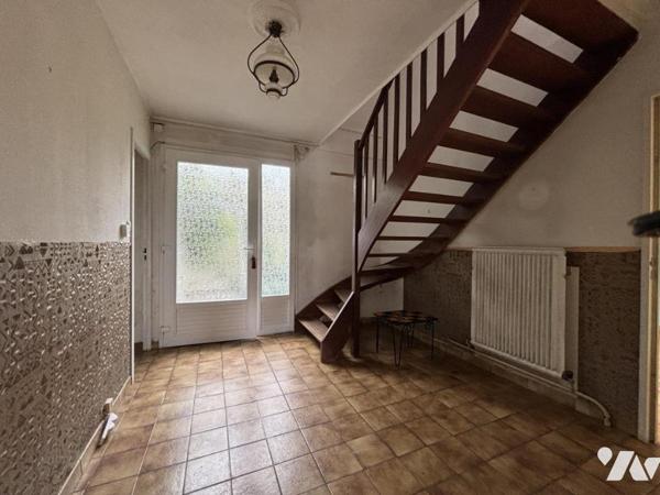 Louvier, maison familiale avec studio duplex, 126 m²