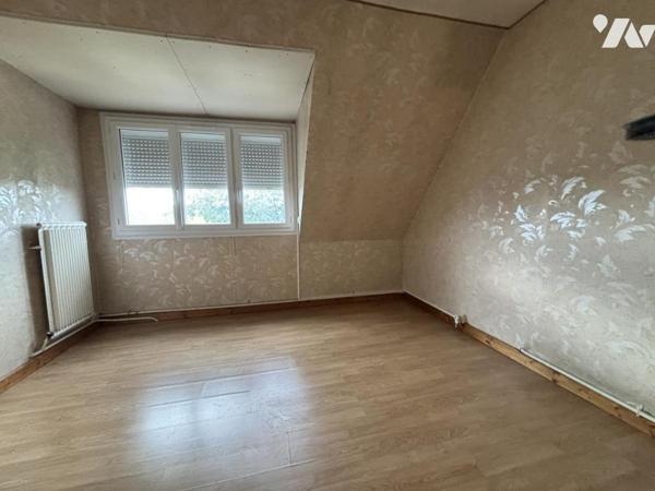 Louvier, maison familiale avec studio duplex, 126 m²