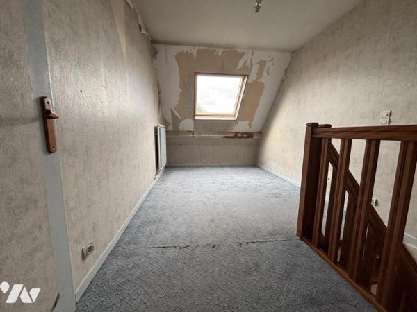 Louvier, maison familiale avec studio duplex, 126 m²