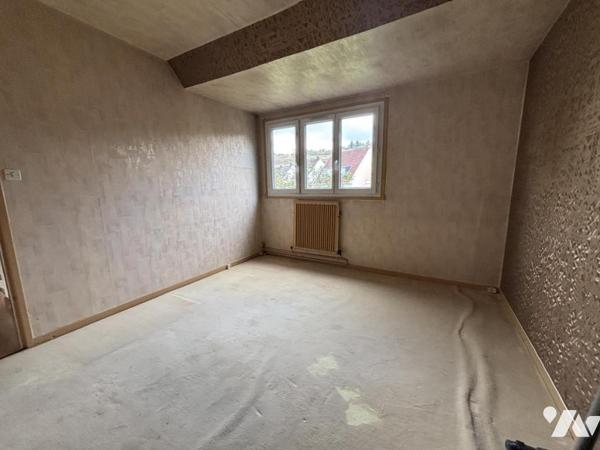 Louvier, maison familiale avec studio duplex, 126 m²
