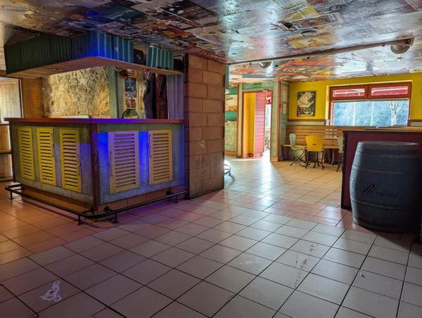 Immeuble à vendre à Douarnenez dans le Finistère (29100), ref : 011/164