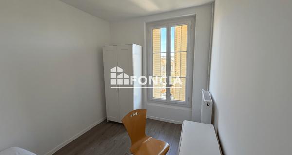 Location Chambre 9.6 m² - Corbeil-essonnes 91100