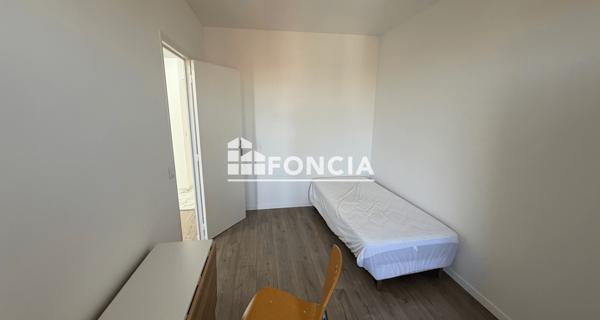 Location Chambre 9.6 m² - Corbeil-essonnes 91100