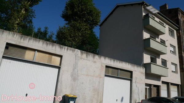 Immeuble à vendre 9 pièces de 300 m²