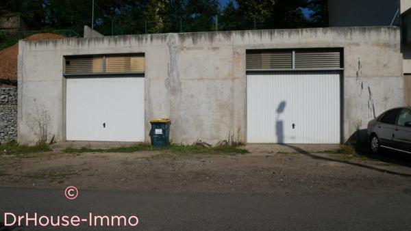 Immeuble à vendre 9 pièces de 300 m²