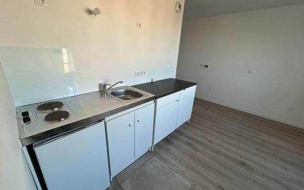Appartement à louer    1 pièce • 22,55 m2 Châtillon