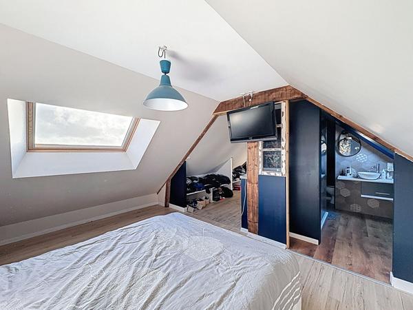 Inzinzac-Lochrist - Maison 142 m² des années 60 - 5 chambres - jardin