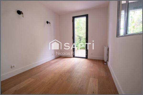 Maison rénovée avec jardin intimiste 3/4 pièces de 80 m2 100m2 au sol
