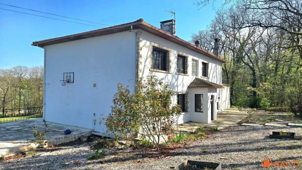 Maison rénovée avec volumes, dépendances et cadre nature