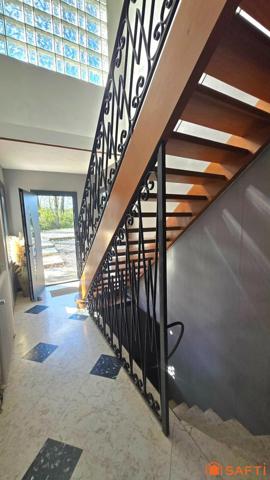 Maison rénovée avec volumes, dépendances et cadre nature