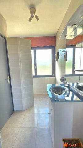 Maison rénovée avec volumes, dépendances et cadre nature