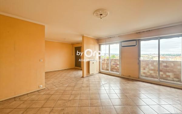 Appartement à vendre    3 pièces •  Montluçon
