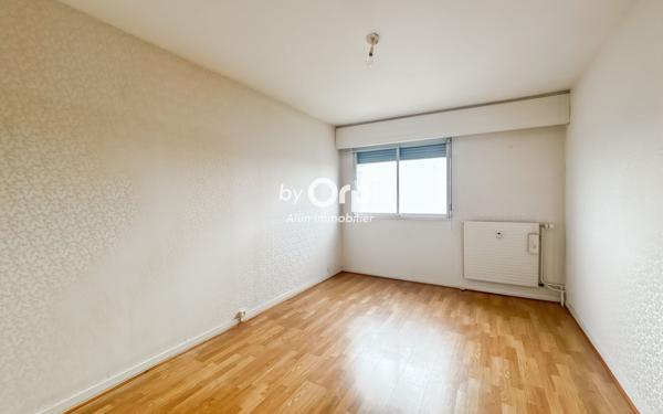 Appartement à vendre    3 pièces •  Montluçon