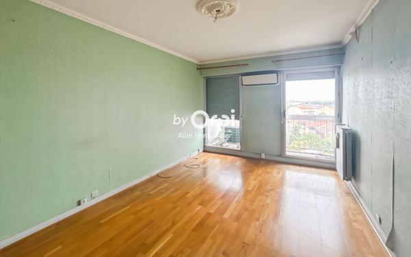 Appartement à vendre    3 pièces •  Montluçon