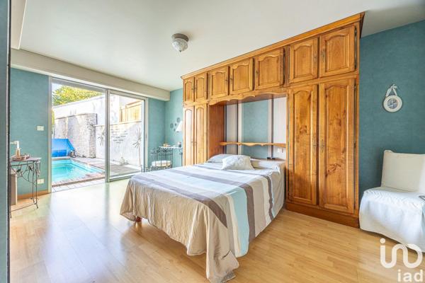Maison à vendre 6 pièces 205 m² Niort