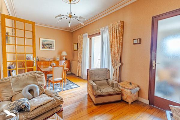 Maison à vendre 570 680 € Bordeaux 5 p 121 m² DPE E