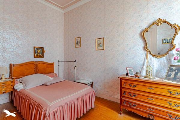 Maison à vendre 570 680 € Bordeaux 5 p 121 m² DPE E