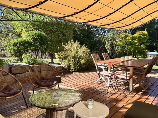 Maison à vendre 7 pièces jardin piscine bain nordique