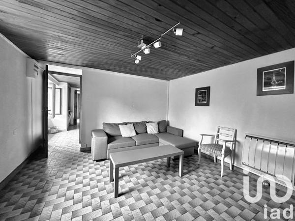 Maison à vendre 4 pièces 90 m² Chalmazel-Jeansagnière