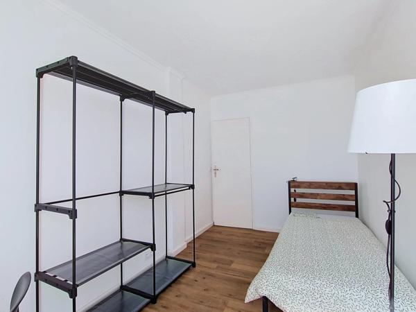 Location                                                      Chambre
                        
                     1 pièces                      58 m2                     à Valenton