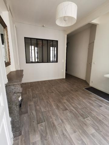 Lyon 1er - Bd de la Croix Rousse - T1 bis meublé