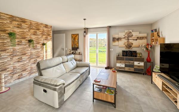 Maison à vendre    3 pièces • 71 m2 Tocane-Saint-Apre