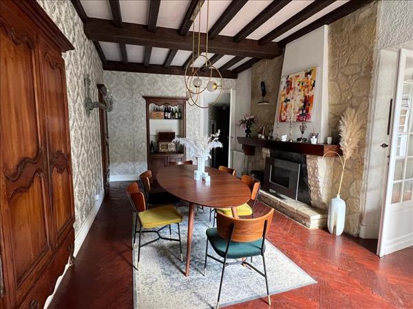 Maison à vendre |  Cadillac |  7 pièces | 250 m²