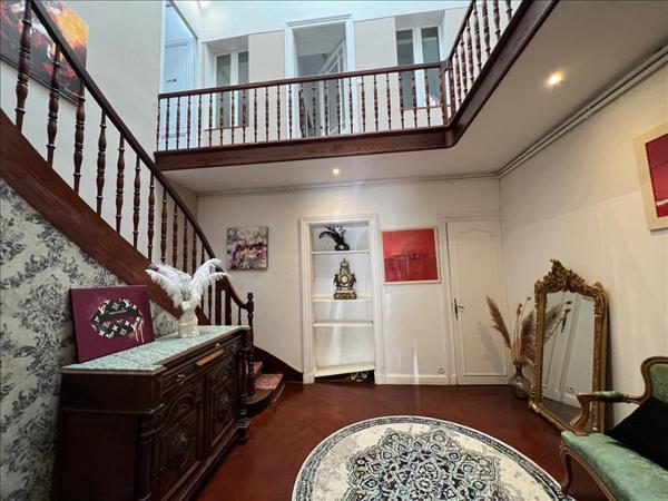 Maison à vendre |  Cadillac |  7 pièces | 250 m²