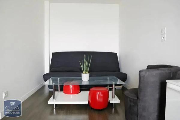 Appartement à louer 1 pièce 26.77m² Tours (37000)