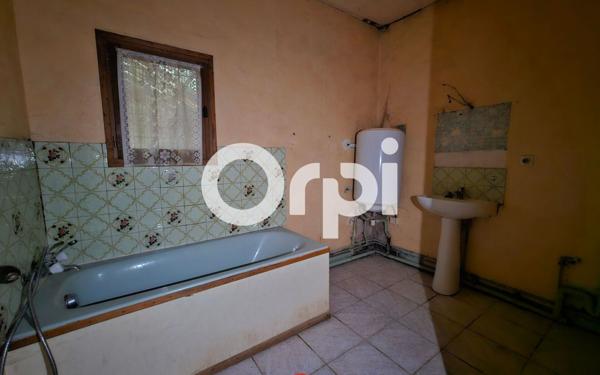 Maison à vendre    2 pièces •  Beautor