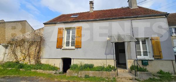 Maison indépendante 75 m² / 2 chambres / Extérieur clos 45 m² + Parcelle 50 m² / Centre MOUROUX tout