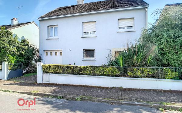 Maison à vendre    6 pièces •  Nantes