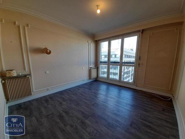 Appartement à louer 6 pièces 163.19m²