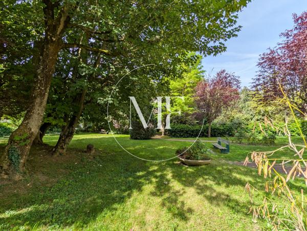 Appartement
         4 pièces
        - 84 m² 499 000 € *