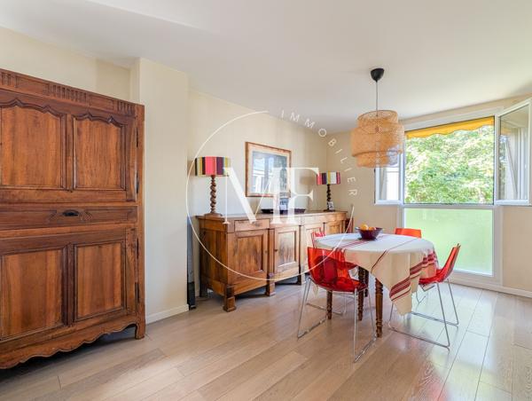 Appartement
         4 pièces
        - 84 m² 499 000 € *