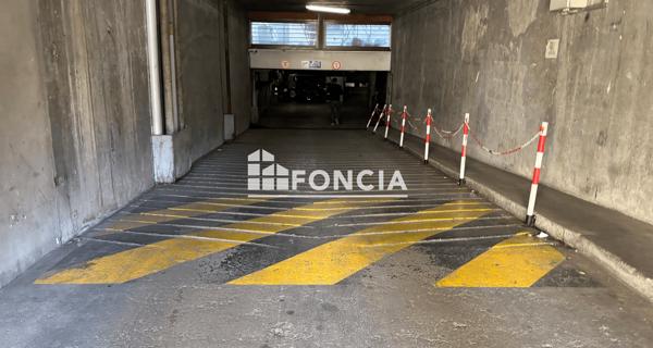 À vendre Parking 11.05 m² - Paris 75015