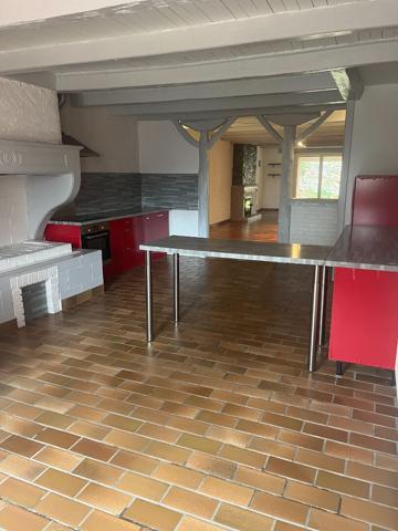 Maison de village à OURCHES SUR MEUSE