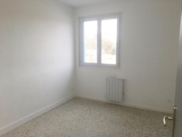 Location Appartement 3 pièces Breuillet (17920)