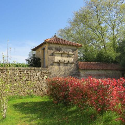 Elégante maison XIX d'une petite cité de caractère